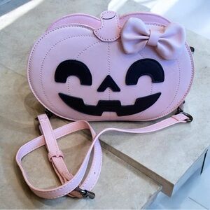 Pink Pumpkin Crossbody Bag 💗🎃